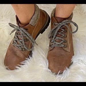 White Mountain Casual Ankle Boots